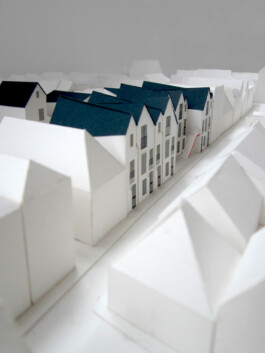  AndrewThomasParry.com